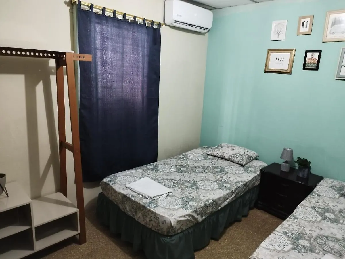 Отель Casa Michael Гуаякиль 2*,  Эквадор