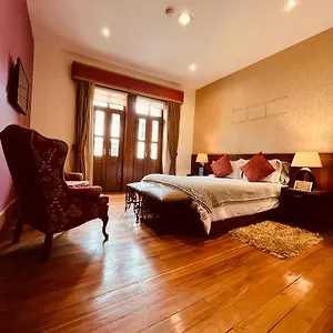 casa-sucre.cuenca-hotels.com/